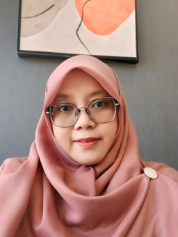 SARI RAHAYU RAHMAN, S.Pd., M.Pd